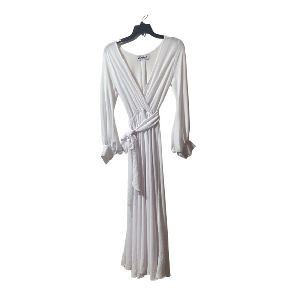 meghan LA Lilypad Wrap Maxi Dress white - Picture 6 of 13